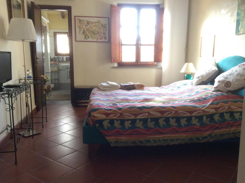 B&B A Casa Di Greta Πίζα Δωμάτιο φωτογραφία